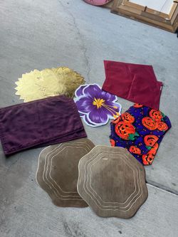 Table mats set 4 Dlrs All