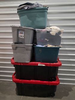 HUGE Lot Of Mens And Womens Clothing