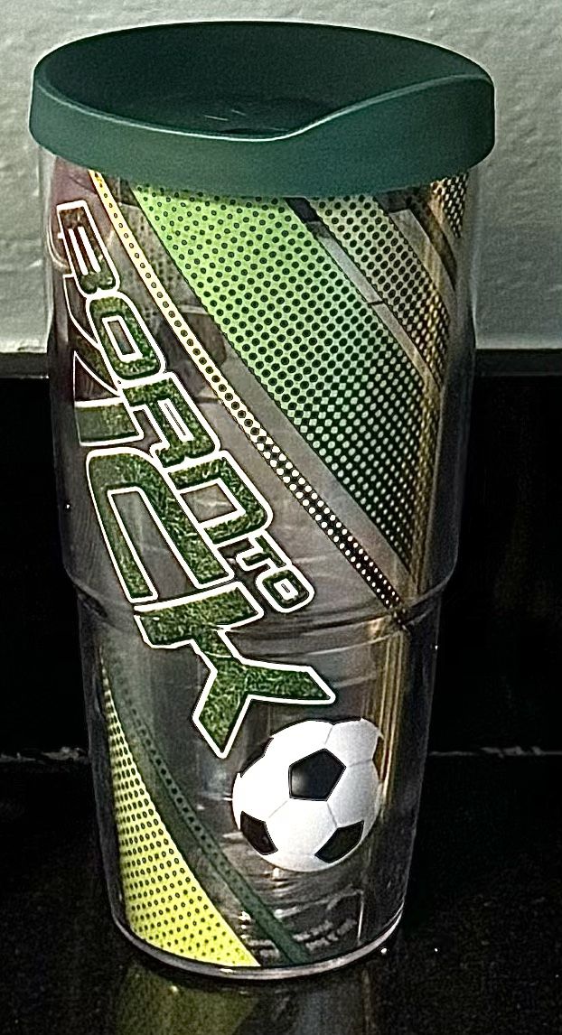 🥤⚽️ Large 24oz Insulated Soccer Cup/Tumbler, Sealed Top for Drinks (new)