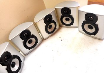 Energy- Act 5 Surround Sound Speaker Set