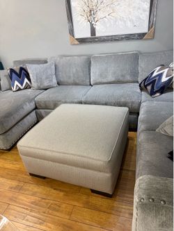 Great Quality Velvet Gray Sectional - Ottoman - SAME DAY DELIVERY 🚚
