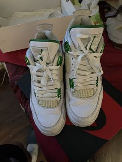 Jordan 4 Metallic Green