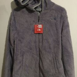 North face jacket. BRAND NEW ! !