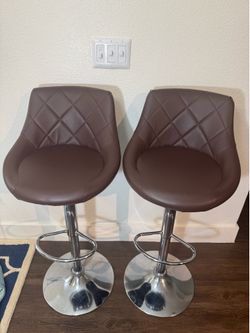 Brand: AngelLike 4.2 4.2 out of 5 stars (607) Set of 2 Counter Height Bar Stools,Pu Leather Swivel Adjustable Barstools with Back,Modern Bar Chairs fo