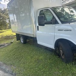 14 Ft Box Truck