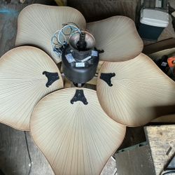 Harbor Breeze Palm Blade Fan