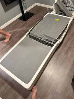 Queen folding metal box spring