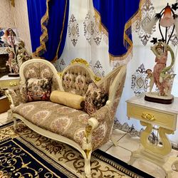 Italian living room set