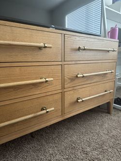 Wood Finish Dresser