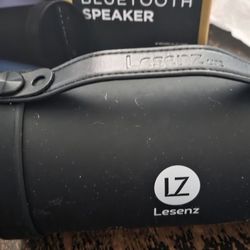 Bluetooth Speaker With Extras
