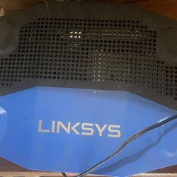 Linksys WRT1900AC router
