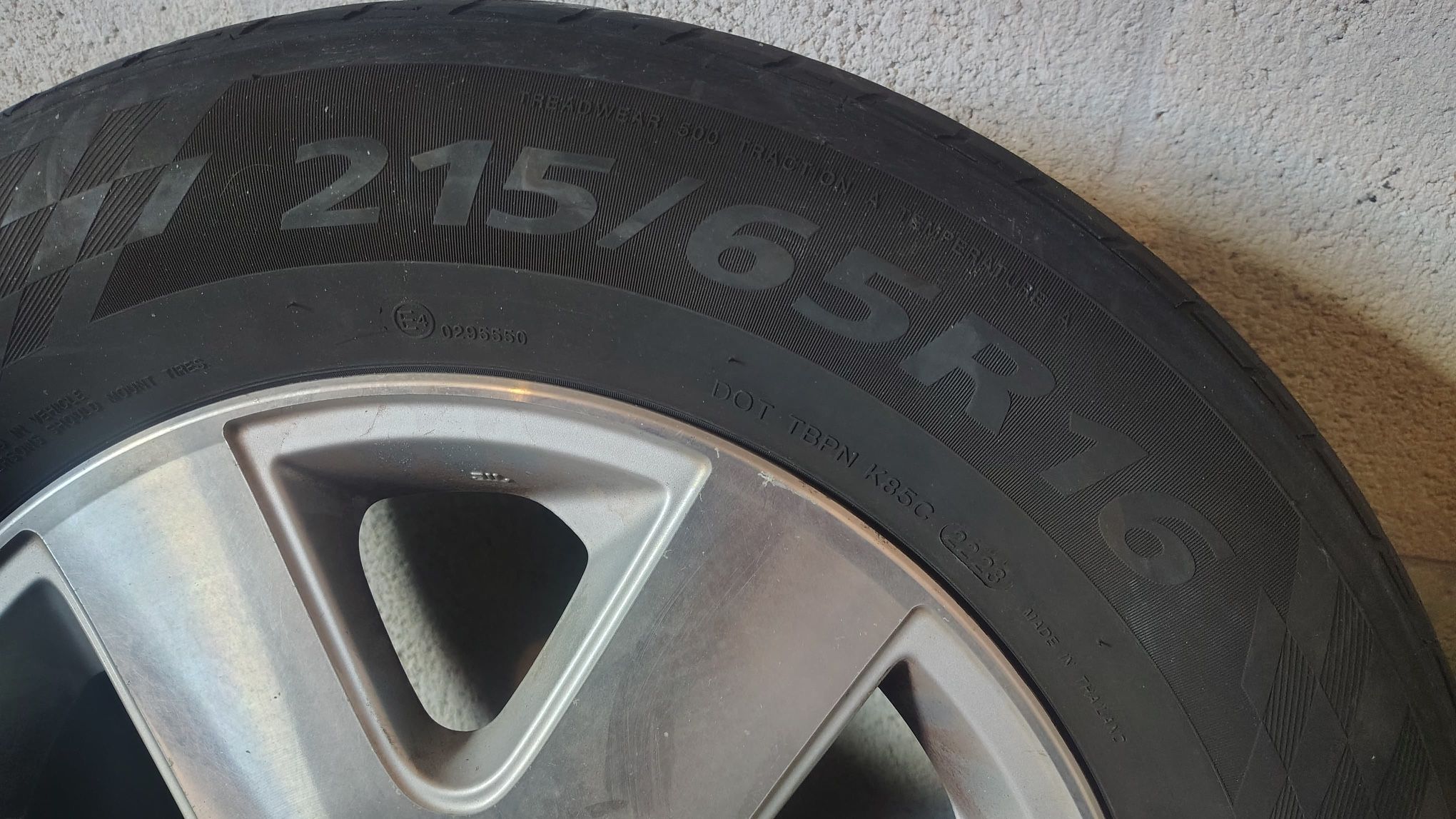 OEM 16" Toyota Sienna Wheels and Tires - 215/65R16