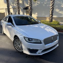 2017 LINCOLN MKZ Select