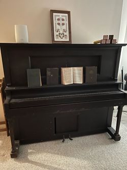 1912 Player Piano - Free