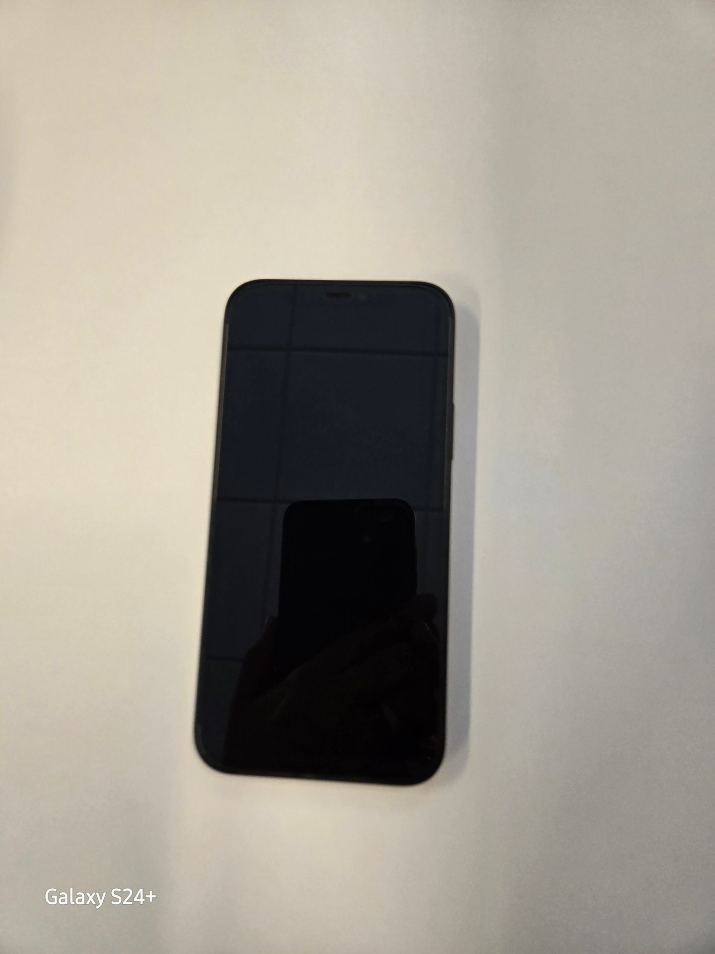 I Phone 12 Perfect Condition Unlocked