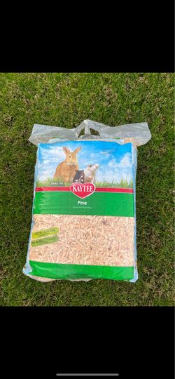 Kaytee Small Animal Pine Pet Bedding & Litter 52.4 Liter