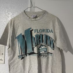 Vintage Florida marlins inaugural season 1993  Mens medium  $22
