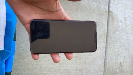 Rose gold iPhone 11 Pro Max