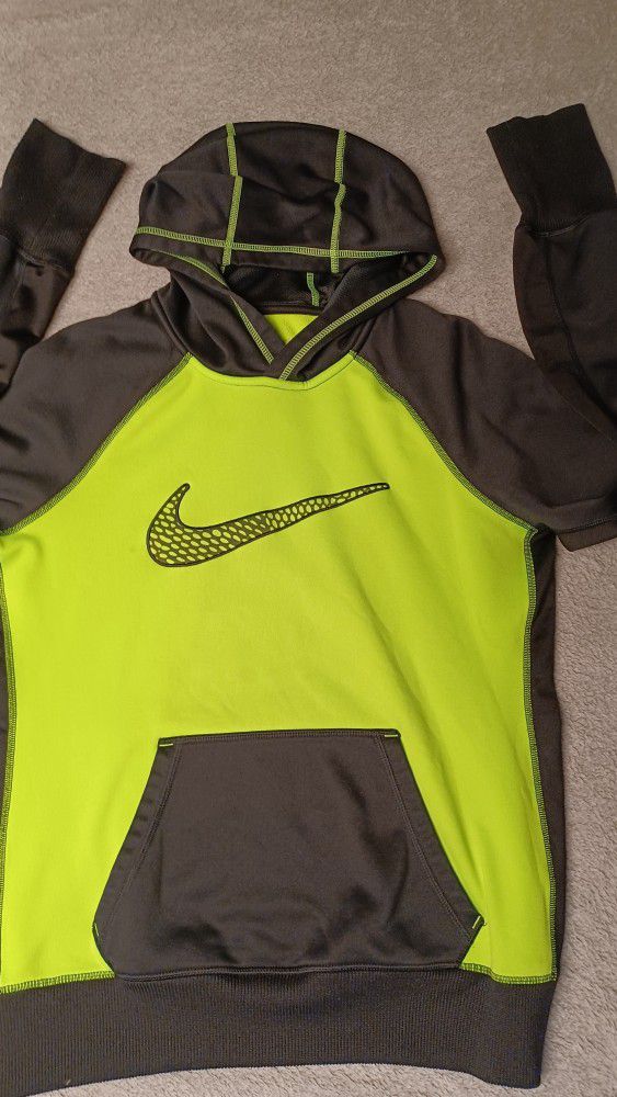 Youth Size Medium Therma Fit Nike Pullover Hoodie Neon Yellow Black