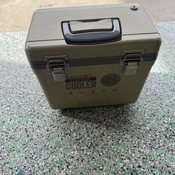 ENGEL Live Bait Cooler7.5qt PRO for Fishing - Portable Minnow and Bait Bucket