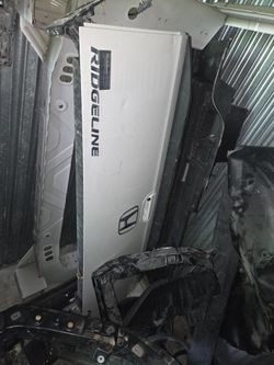 Honda RIDGELINE Parts (2017-2025)