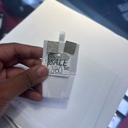 10k Diamond Earrings 