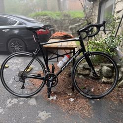 Giant Contend 3  Road Bike Size 60 XL New 