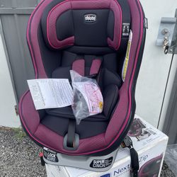 New Chicco Next Fit Zip Convertible Car Seat