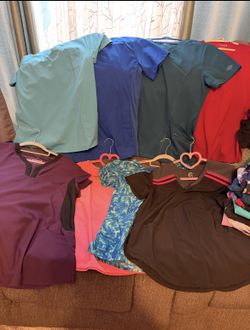 Scrubs for women all 43 pieces Size S