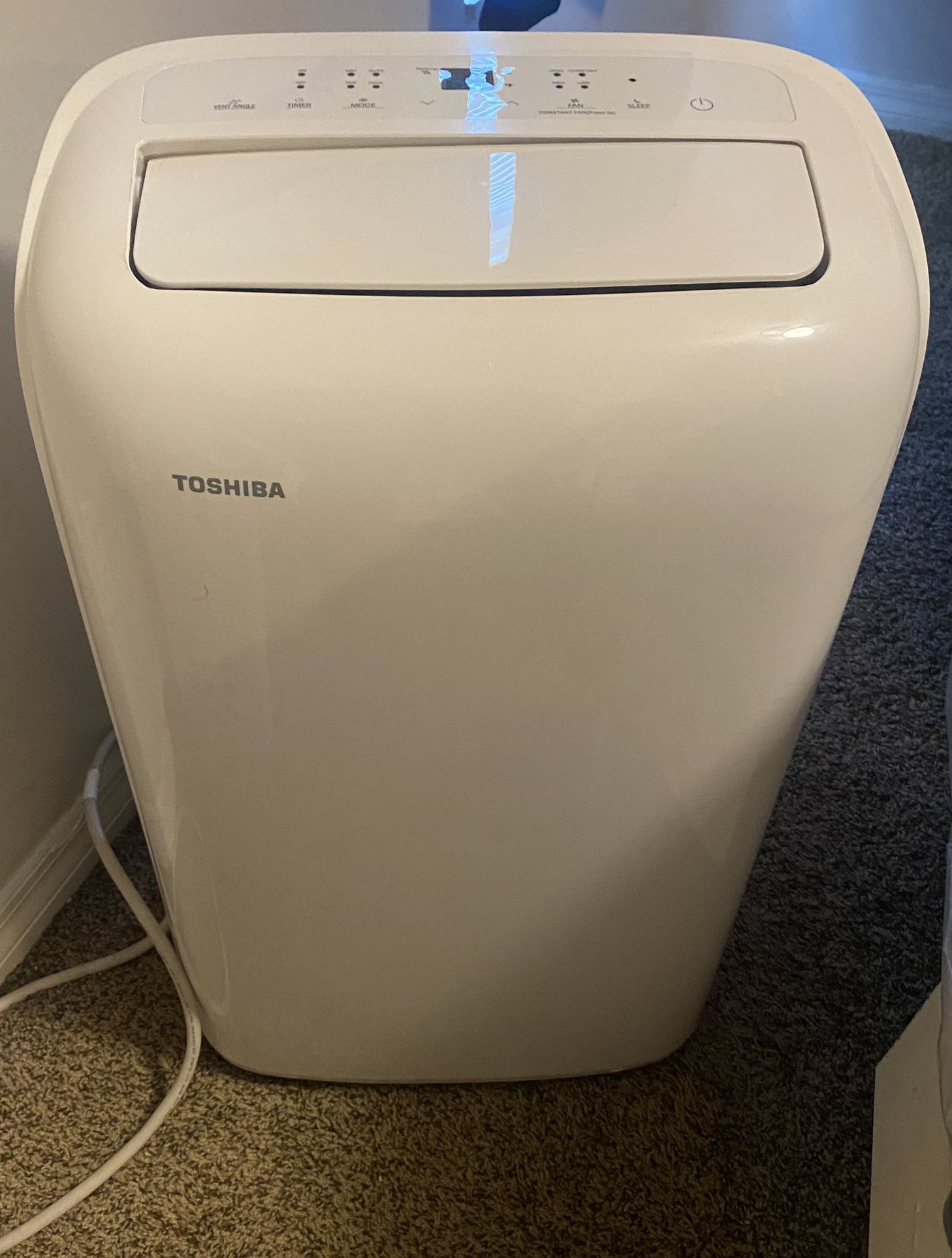 Toshiba Portable Air Conditioner  12,000 BTU
