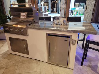 Grill Island - Paradise Grills/ 8 foot long