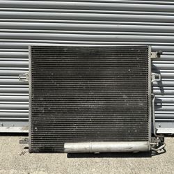 2006-2012 Mercedes ML350 GL350 R350 AC Condenser