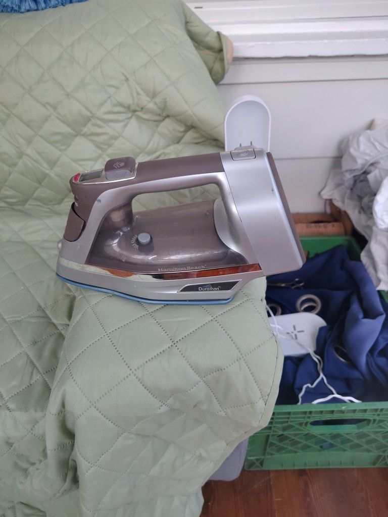 Iron Hamilton BeachDurathon