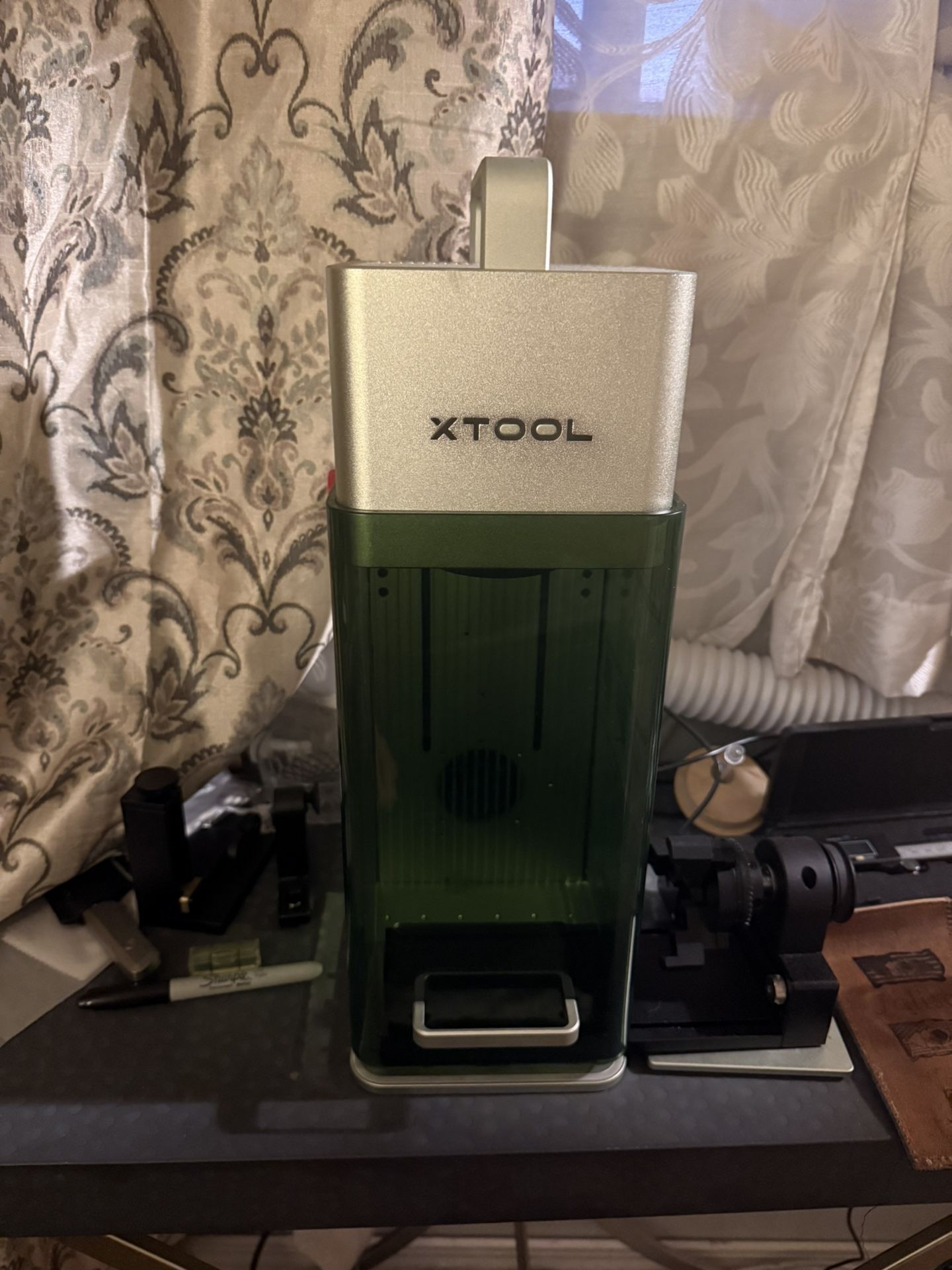 Xtool F1 Laser Engraver