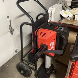 Milwaukee MX FUEL Lithium-Ion Cordless 1-1/8 in. Breaker with Battery and Charger