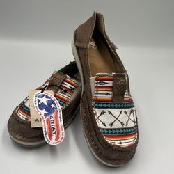 NEW Ariat Cruisers Loafers Women’s Shoe Sz 6 Rose Gold Aztec Arrow Print NWT