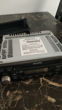 2006 Acura RSX OEM radio and pocket