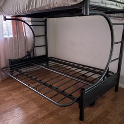 Twin Over Queen Futon Bunk Bed 