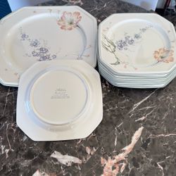 Dishes / Mikasa