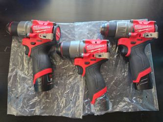 Milwaukee M12      $100 cada uno