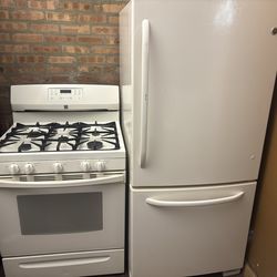 Fridge an stove set