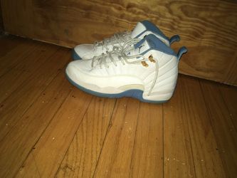 Jordan 12s size 7.5
