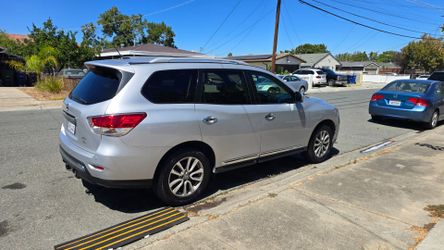 2016 Nissan Pathfinder