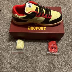 Collage Dropout Bapestas