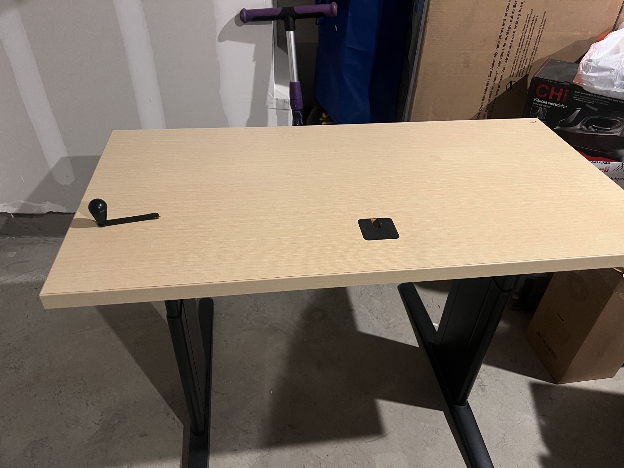 Height Adjustable Computer Table