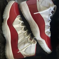 Cherry 11s size 10 