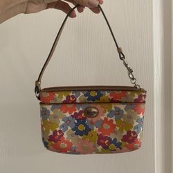 Coach floral print wristlet wallet/clutch!!