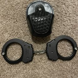 Asp Model 150 Handcuffs & Asp Open Top Handcuff Case