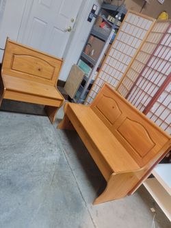 2 Benches with storage area