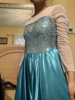 ELSA FROZEN COSTUME